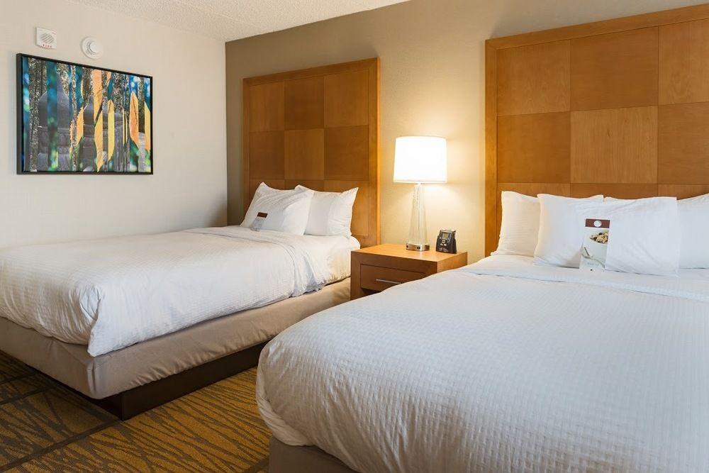 Doubletree By Hilton Rochester Henrietta Eksteriør billede